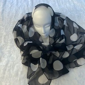 Vintage scarf rectangular in black and white